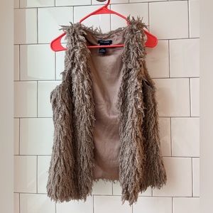 Brown fuzzy vest size small